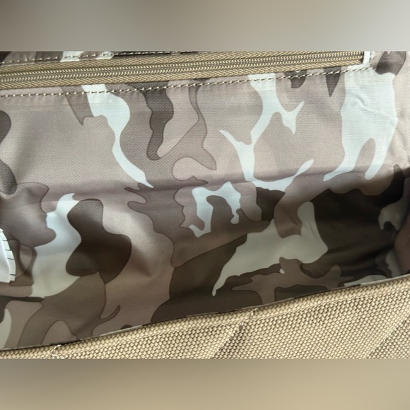 Lug Accessories Bag - Picture 3 of 4